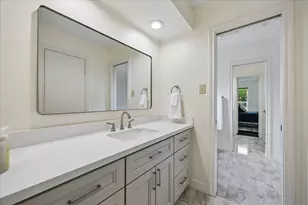 306 Gessner Rd, Bunker Hill Village, TX 77024 - Photo 26