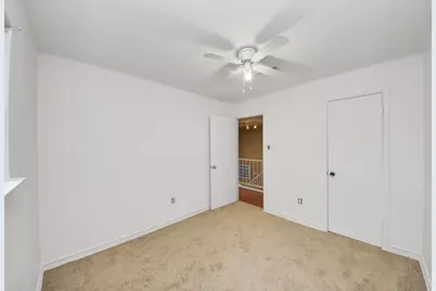 4900 Sandalwood Circle, Baytown, TX 77521 - Photo 10