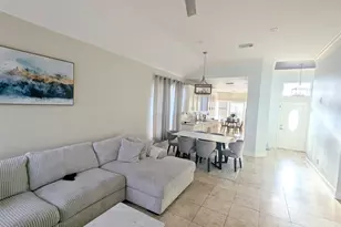 2402 Raintree Village Dr, Katy, TX 77449 - Photo 10
