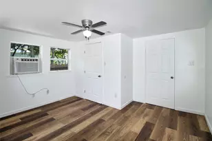 1133 9th St, Dickinson, TX 77539 - Photo 22