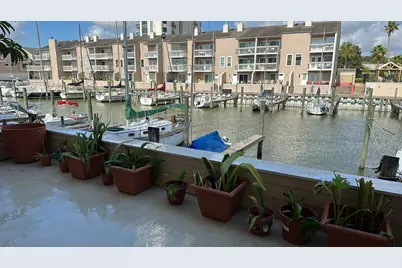 4749 Nasa Parkway #57, Pasadena, TX 77586 - Photo 2