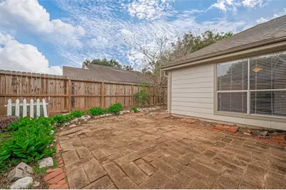 2022 Highland Hills Drive, Sugar Land, TX 77478 - Photo 32