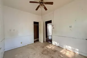 201 E Bailey St, Cuero, TX 77954 - Photo 6