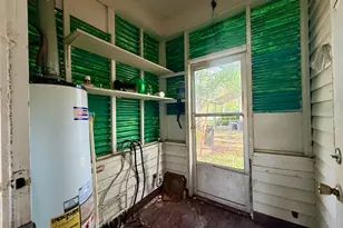201 E Bailey St, Cuero, TX 77954 - Photo 8
