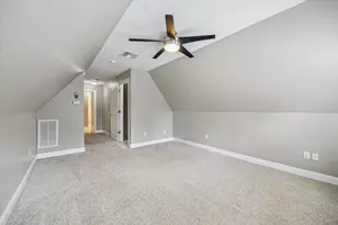 211 W 31st St, Houston, TX 77018 - Photo 10
