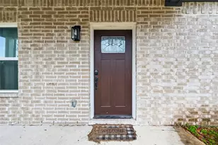 15434 Peacock Ln, Conroe, TX 77302 - Photo 4
