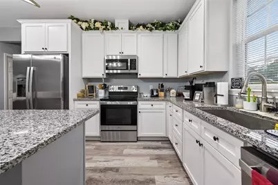 15434 Peacock Lane, Conroe, TX 77302 - Photo 12