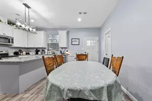 15434 Peacock Ln, Conroe, TX 77302 - Photo 8