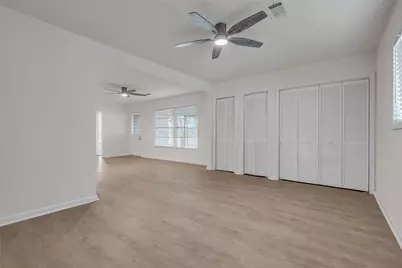 718 E Republic Avenue #1, Baytown, TX 77520 - Photo 8