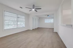 718 E Republic Ave, Baytown, TX 77520 - Photo 6