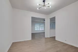 718 E Republic Ave, Baytown, TX 77520 - Photo 10