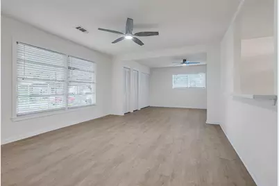 718 E Republic Avenue #1, Baytown, TX 77520 - Photo 6