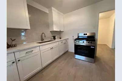 718 E Republic Avenue #1, Baytown, TX 77520 - Photo 14