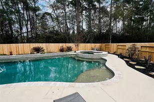27 E Shale Creek Cir, The Woodlands, TX 77382 - Photo 32