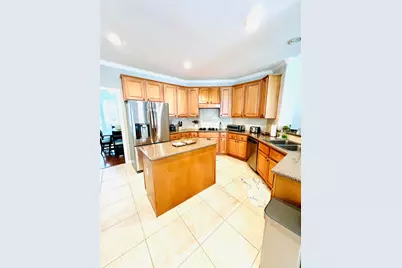 27 E Shale Creek Circle, The Woodlands, TX 77382 - Photo 6