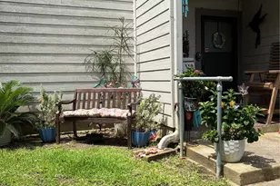 3220 69th St, Galveston, TX 77551 - Photo 2