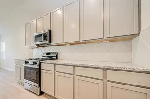 3919 Sugardale St, Baytown, TX 77521 - Photo 16