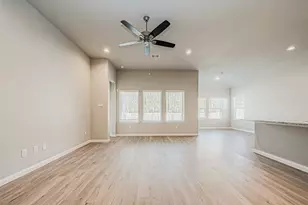 3919 Sugardale St, Baytown, TX 77521 - Photo 12