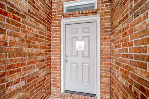 3919 Sugardale St, Baytown, TX 77521 - Photo 4