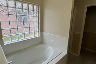 903 Christopher, Baytown, TX 77521 - Photo 12