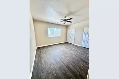 52 Woodland Hills Drive #B, Conroe, TX 77303 - Photo 6