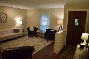 5742 Southminster Dr, Houston, TX 77035 - Photo 2