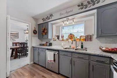 301 Hill Brook Lane, Conroe, TX 77385 - Photo 10