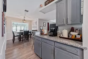 301 Hill Brook Ln, Conroe, TX 77385 - Photo 12