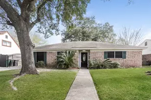 12115 Hillcroft St, Houston, TX 77035 - Photo 2