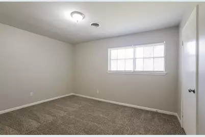 12115 Hillcroft Street, Houston, TX 77035 - Photo 10