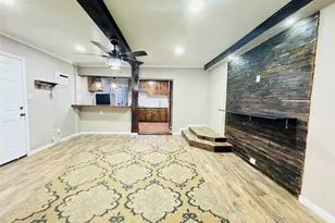 403 Clear Lake Rd, Highlands, TX 77562 - Photo 2