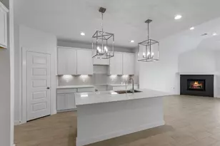 76 Shining Pt Dr, Waller, TX 77484 - Photo 2