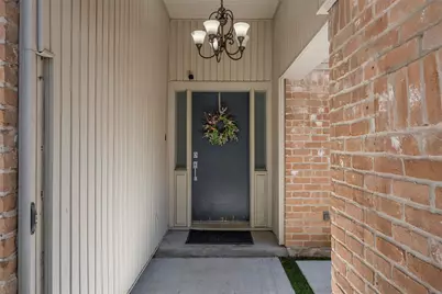 11743 Wickhollow Lane, Houston, TX 77043 - Photo 4