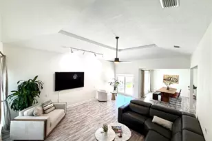 11743 Wickhollow Ln, Houston, TX 77043 - Photo 8