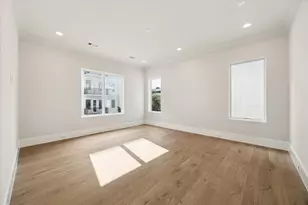 25 Wentworth Gate Path, Houston, TX 77027 - Photo 16