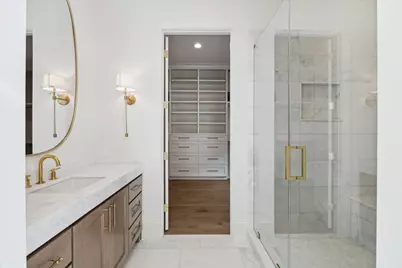 25 Wentworth Gate Path, Houston, TX 77027 - Photo 2