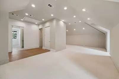 25 Wentworth Gate Path, Houston, TX 77027 - Photo 28