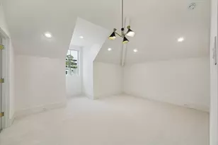 25 Wentworth Gate Path, Houston, TX 77027 - Photo 30