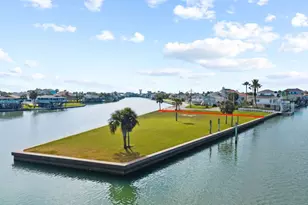 4205 Flamingo Way, Jamaica Beach, TX 77554 - Photo 1