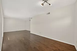 2020 Huldy St, Houston, TX 77019 - Photo 12