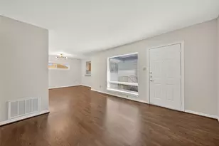 2020 Huldy St, Houston, TX 77019 - Photo 8