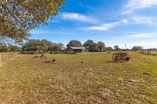 1009 Private Rd 1024, Hallettsville, TX 77964 - Photo 36