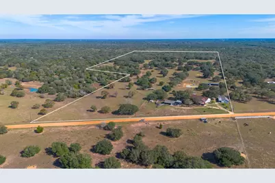 1009 Private Road 1024, Hallettsville, TX 77964 - Photo 2