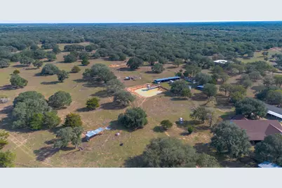 1009 Private Road 1024, Hallettsville, TX 77964 - Photo 12