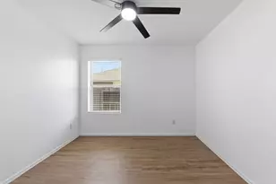 14427 Woodcott Warren Wy, Fresno, TX 77583 - Photo 32