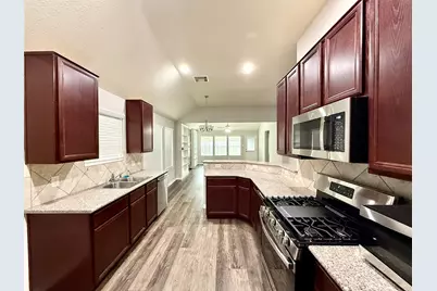 10646 Chestnut Path Way, Tomball, TX 77375 - Photo 6