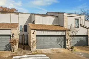 880 Tully Rd, Houston, TX 77079 - Photo 2