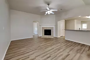 2615 Shearwater Bend Dr, Humble, TX 77396 - Photo 2