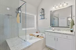 4004 Centre Meadow Way, Houston, TX 77043 - Photo 26