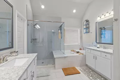 4004 Centre Meadow Way, Houston, TX 77043 - Photo 24
